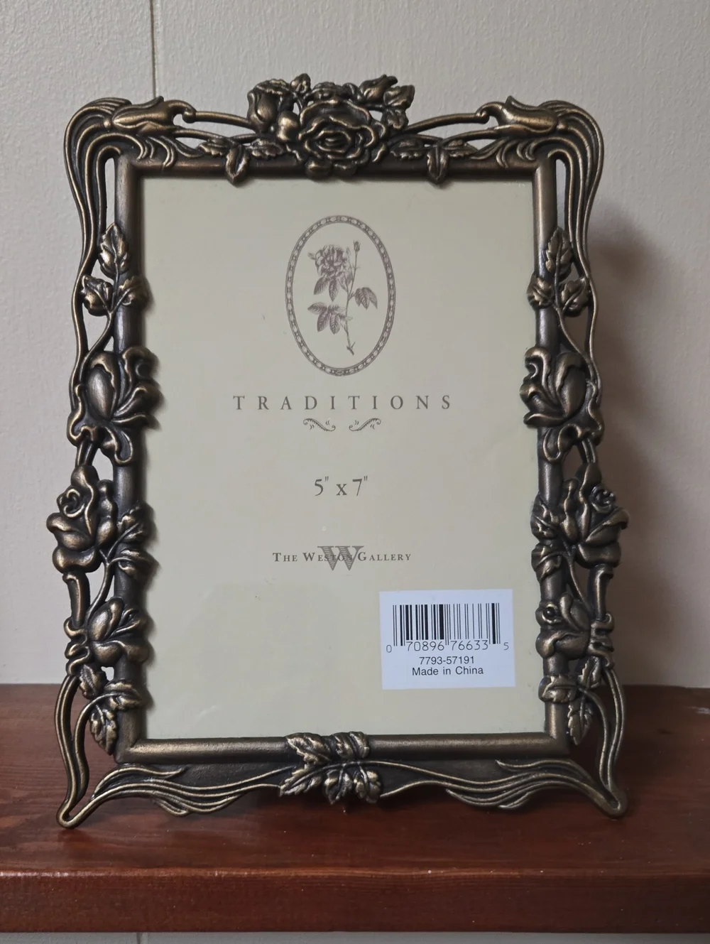 Traditions Ornate Gold 5x7 Photo Frame